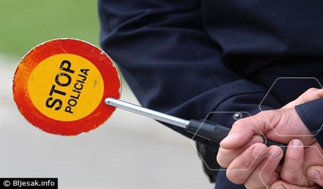 Pi&scaron;e:Bljesak.info