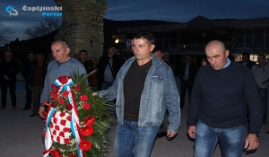 Pi&scaron;e: ČA::portal